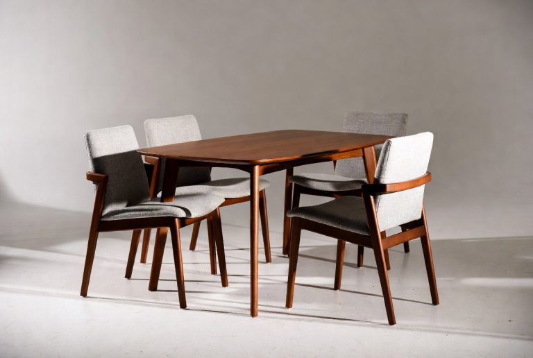 How Much Room for Dining Table and Chairs