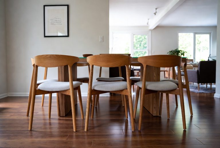 How Much Space to Allow for Dining Table and Chairs