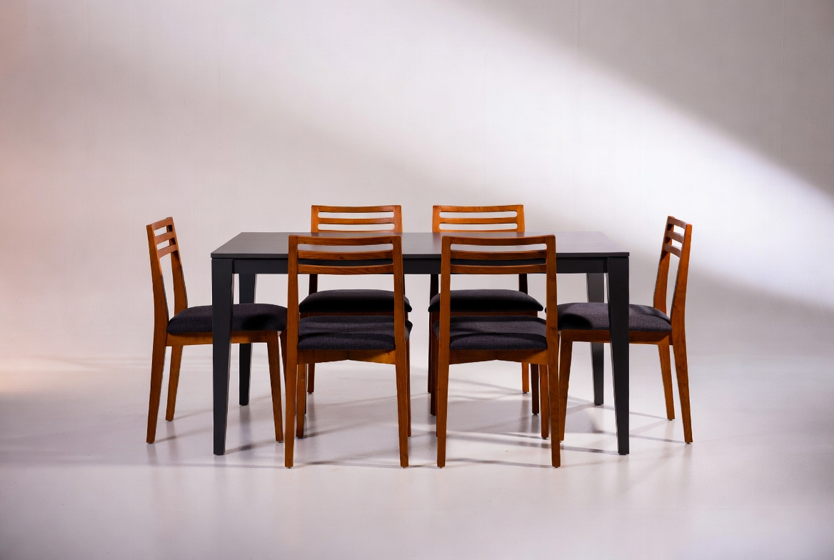 How to Choose Upholstery Fabric for Dining Chairs